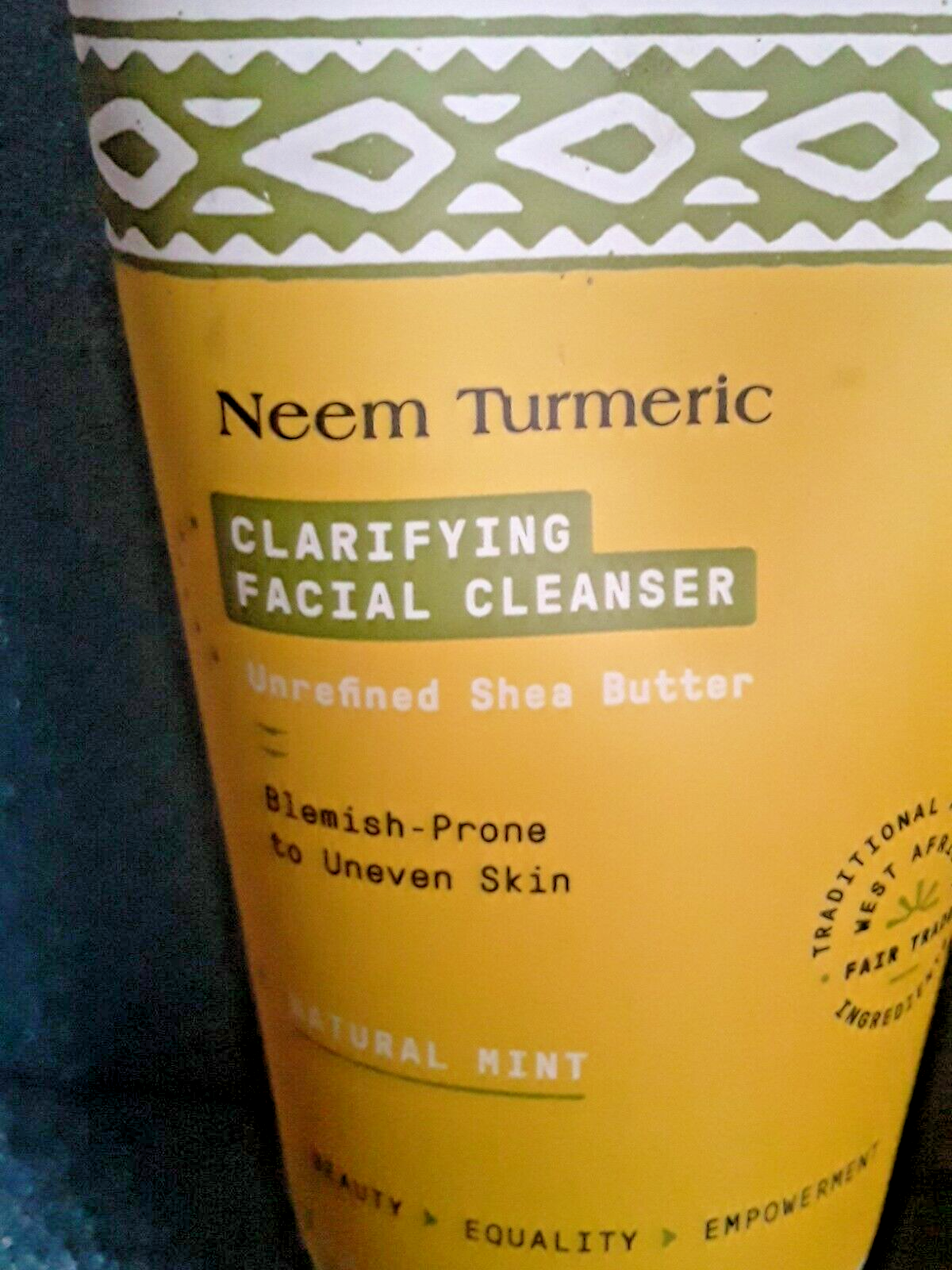 2X Alaffia Neem Turmeric Clarifying Day Crème & Facial Cleanser Natural Mint Alaffia Neem Tumeric Day Cream, Replenishing Suppo Neem Turmeric - фотография #2
