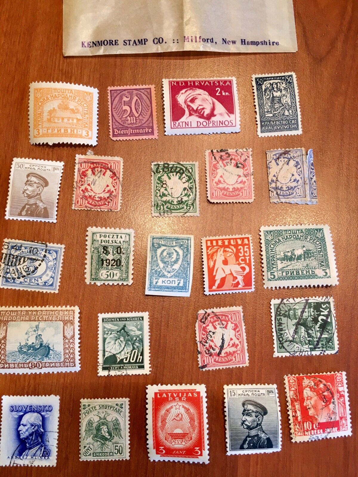 24 Stamps 19/20th Century Lost Nations - Kenmore Stamp; Latvia, Poland, Albania? Без бренда - фотография #2