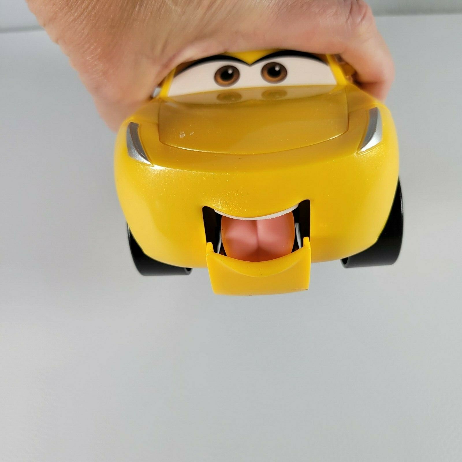 Disney Pixar Cars Cruz Ramirez Talking and Sounds Mouth Opens and Closes 7" Disney Pixar Ramirez - фотография #2