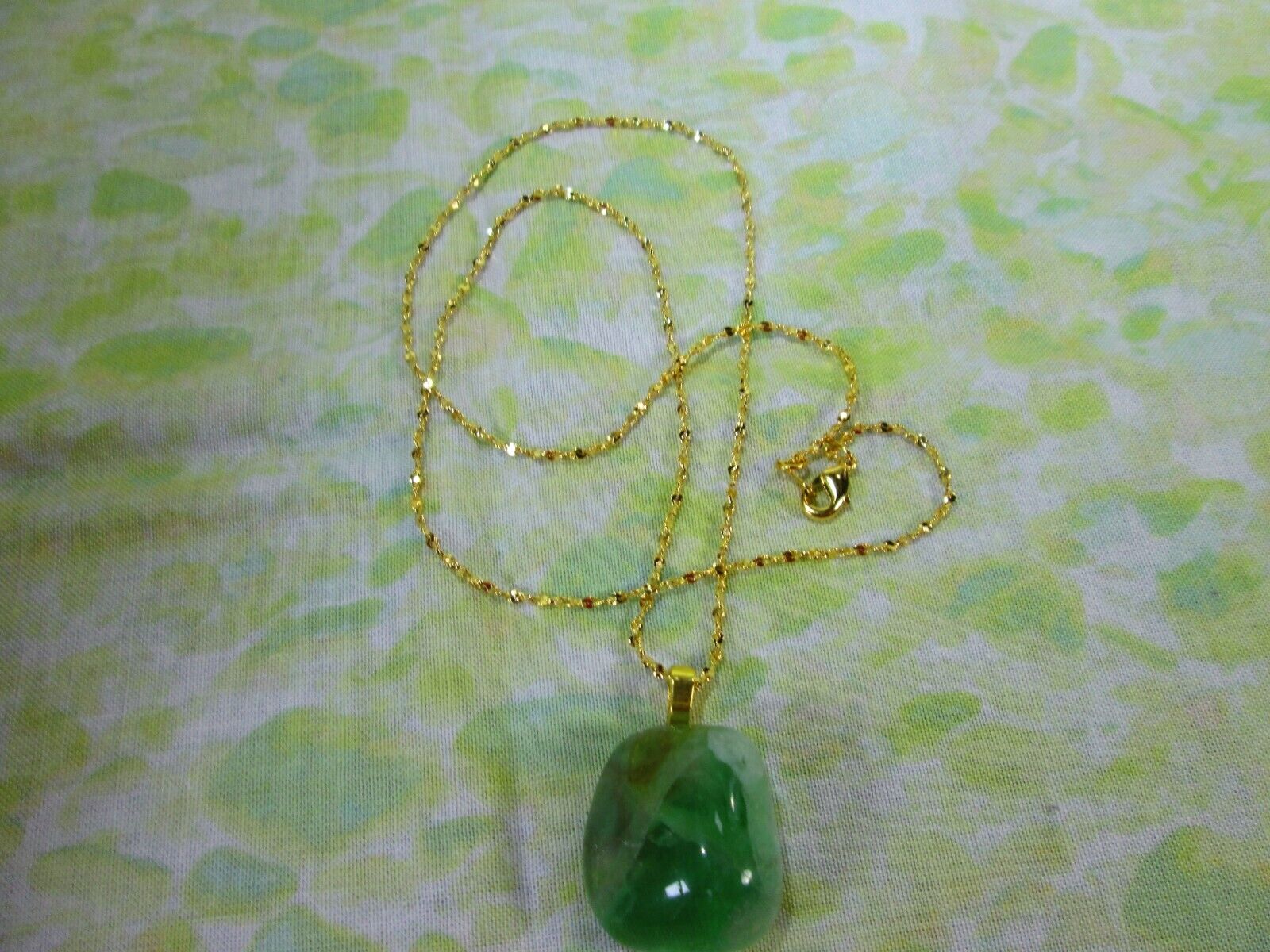 Genuine Green Fluorite Nugget Pendant w/ 20" 14K Gold Plated Nugget Chain / L Handmade - фотография #4