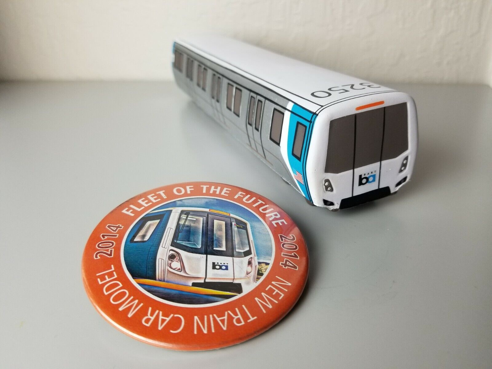 BART SF Bay Area Rapid Transit Plush Foam Train Toy & Pin Fleet of the Future Без бренда