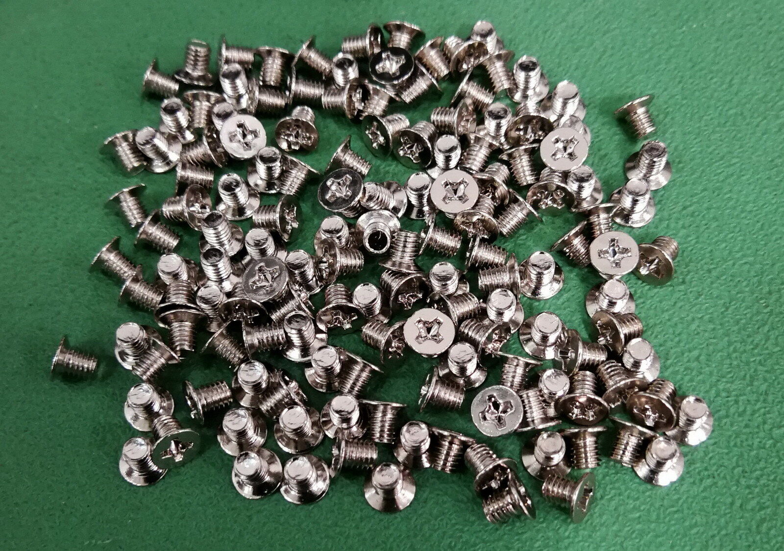2.5" HDD Caddy Screws (Flat) for laptop, server/PC Chassis and HDD Tray, 210 PC Unbranded Does Not Apply