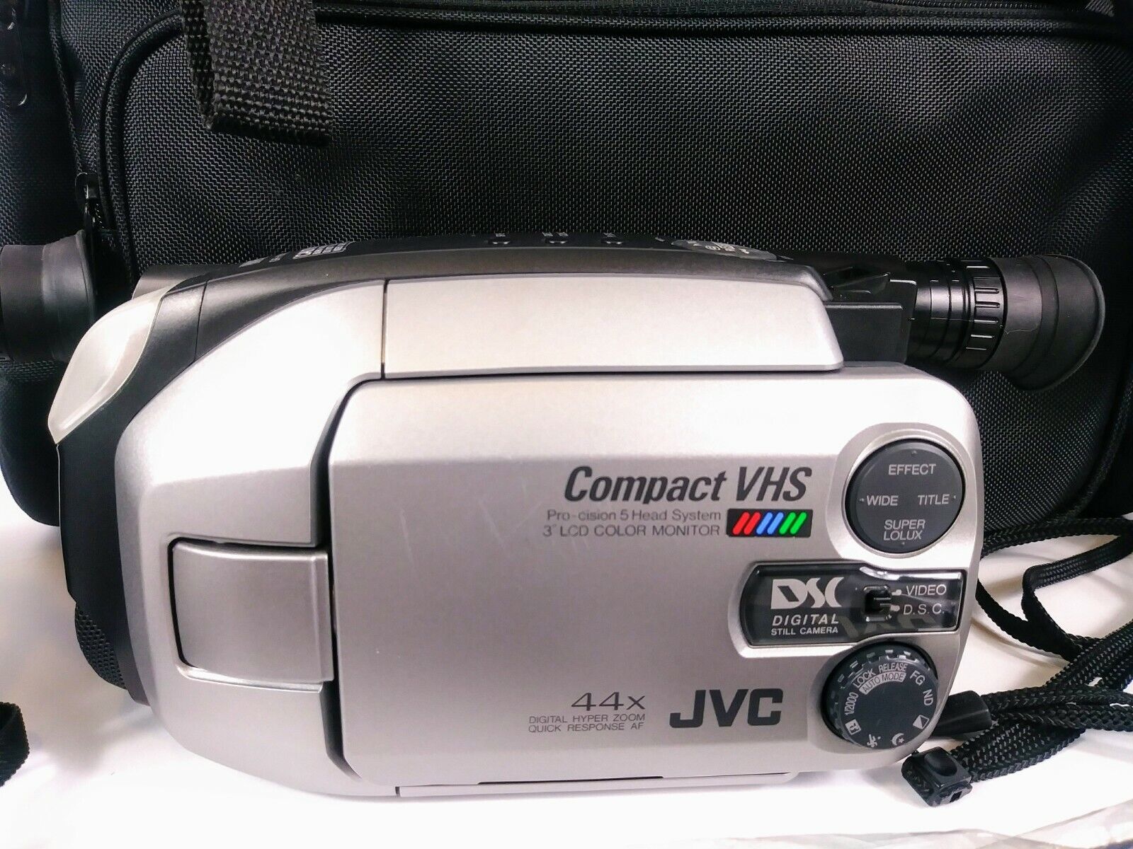 Vintage Camcorders Lot of 3 JVC & Memorex With Accessories 19 pc. Untested JVC & Memorex See Description - фотография #4