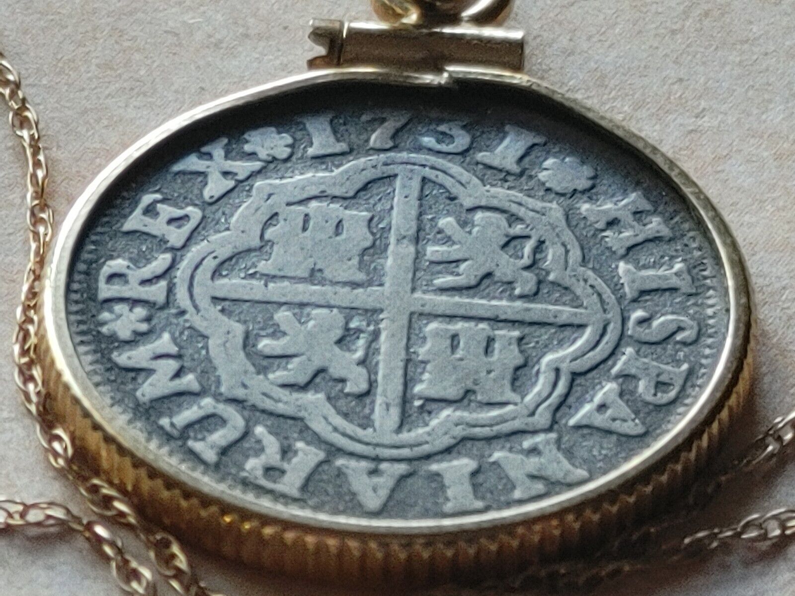Genuine 1731 Spanish Reale 14K Gold pendant On a 14K  18" Gold Chain w COA & Box Everymagicalday - фотография #2