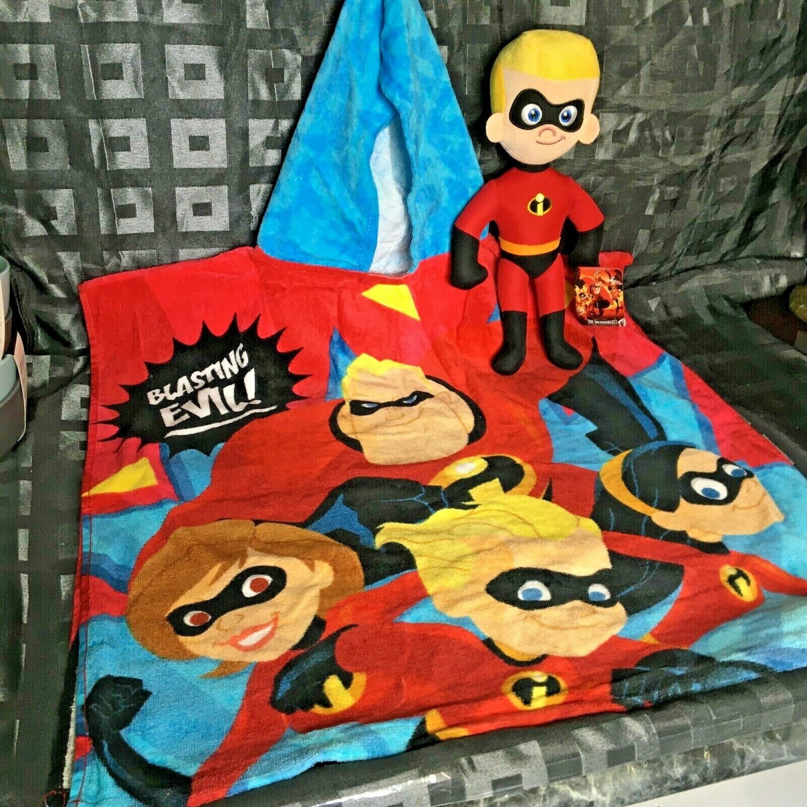 Disney Incredibles Double Sided Kids Hooded Poncho Cotton Beach Towel & Dash Toy Disney Does Not Apply - фотография #2