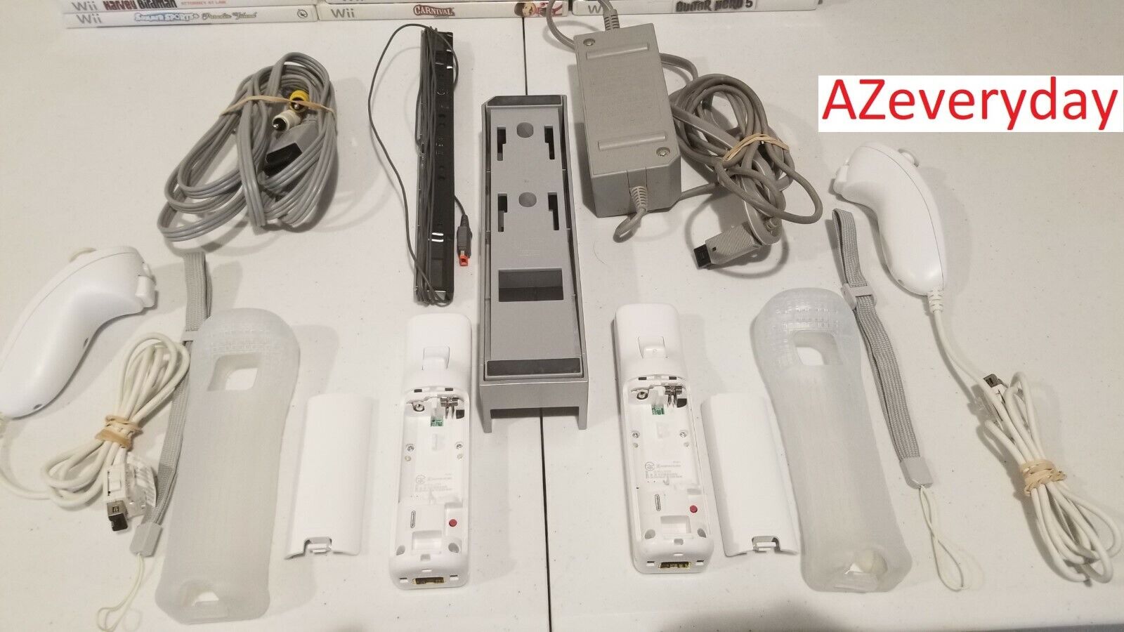 Nintendo Wii Console_GameCube 2 OFFICIAL Controllers Remote GAMES_Bundle/Lot OEM Nintendo RVL-001 - фотография #2