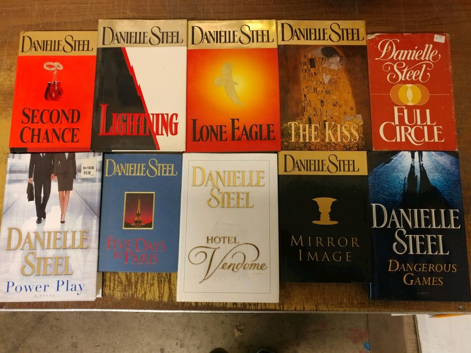 Lot of 10 Danielle Steel Romance Set Popular Series Hardcover HCDJ HB Books MIX Без бренда - фотография #4