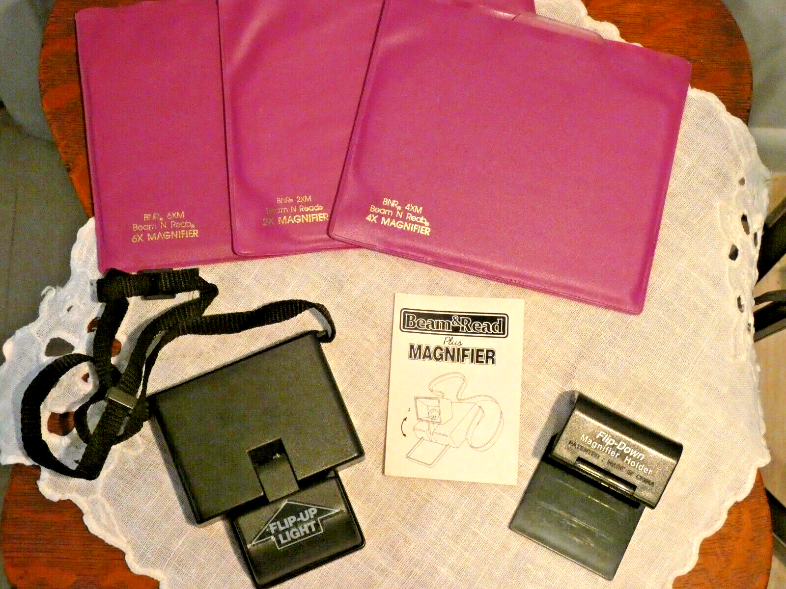 NIB BEAM & READ  MAGNIFIER Portable Reading w/Light 2x 4x 6x Xtra Light Bulbs Unbranded BNR-103M - фотография #7