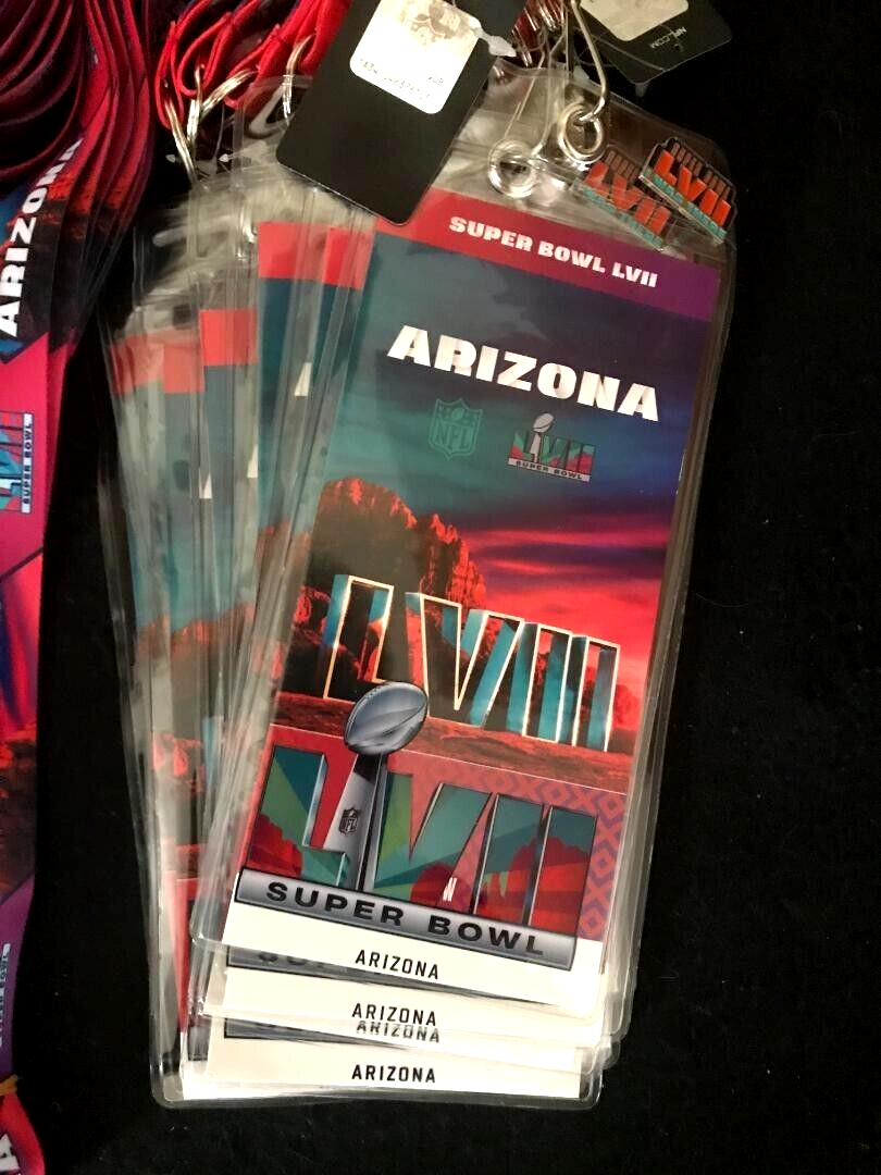 Pack of 12 Super Bowl 57 Chiefs vs Eagles Generic Lanyards Ticket holders Pins Без бренда - фотография #2