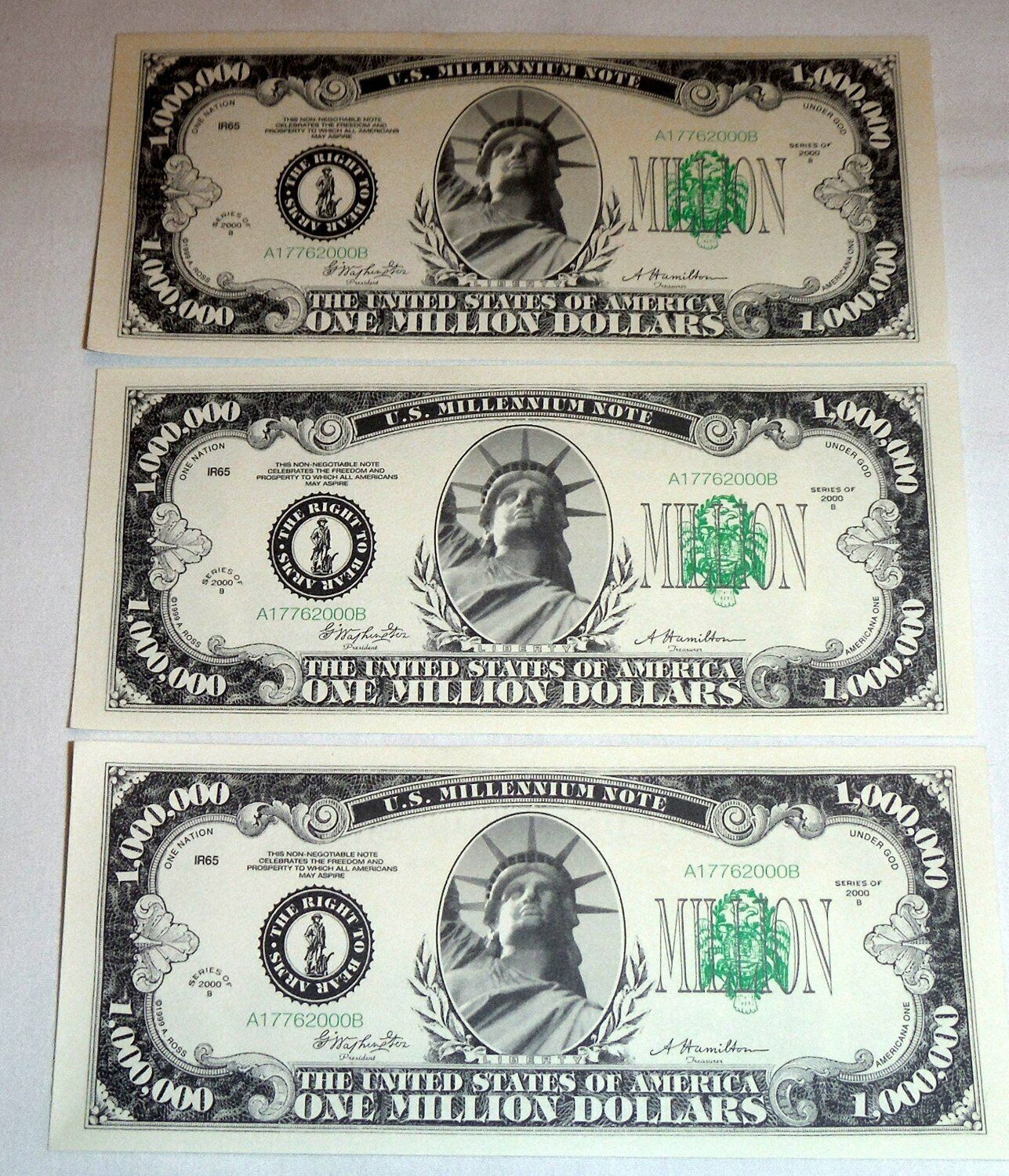 1000 Classic Million Dollar Bills - Novelty Fake Play Joke Money Prop Bills Без бренда - фотография #3