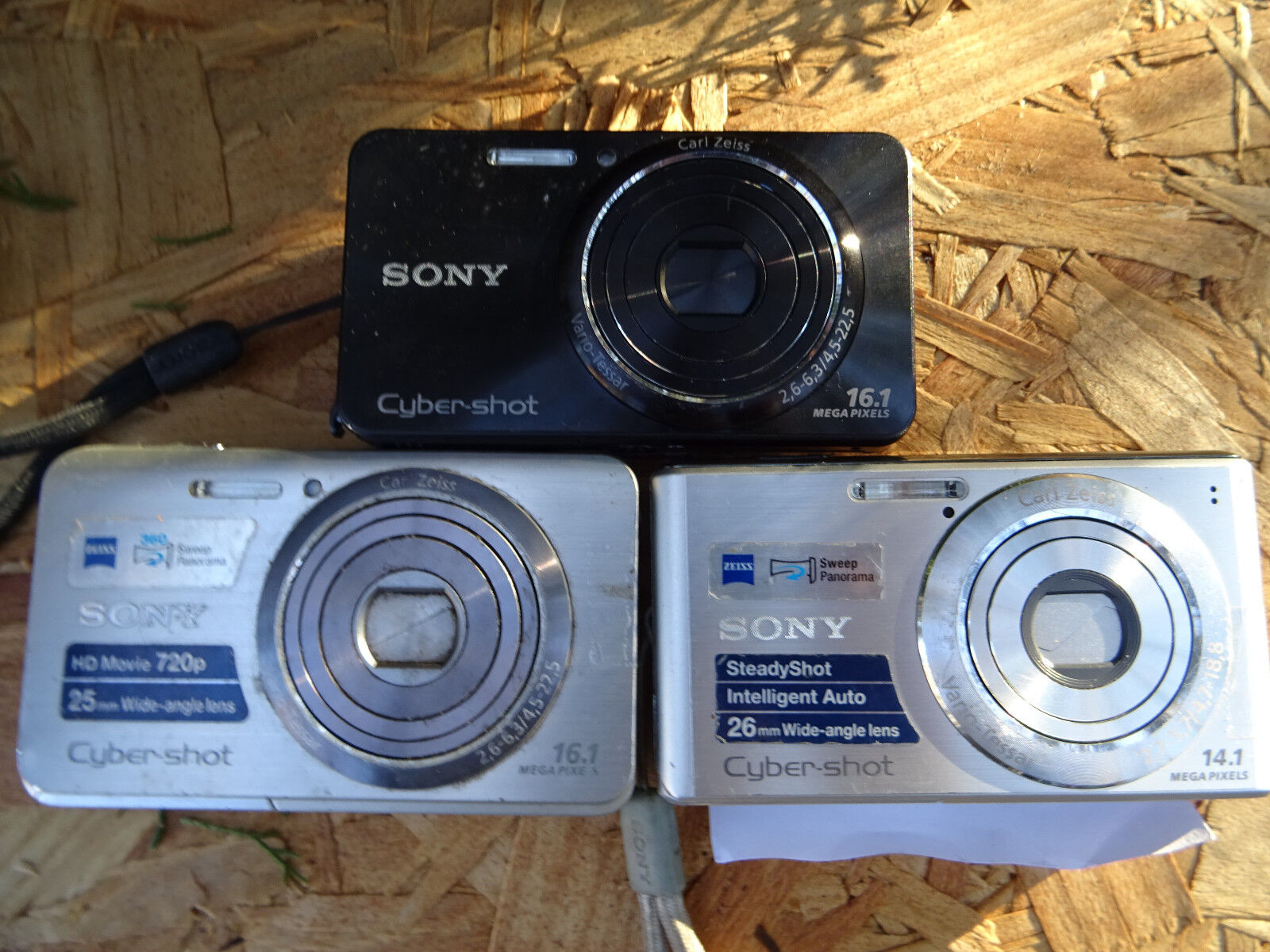 LOT 3 Sony DSC-W530 DSC-W570 DSC-W650 Digital Cameras 14-16MP REPAIR PARTS AS IS Sony DSC-W650