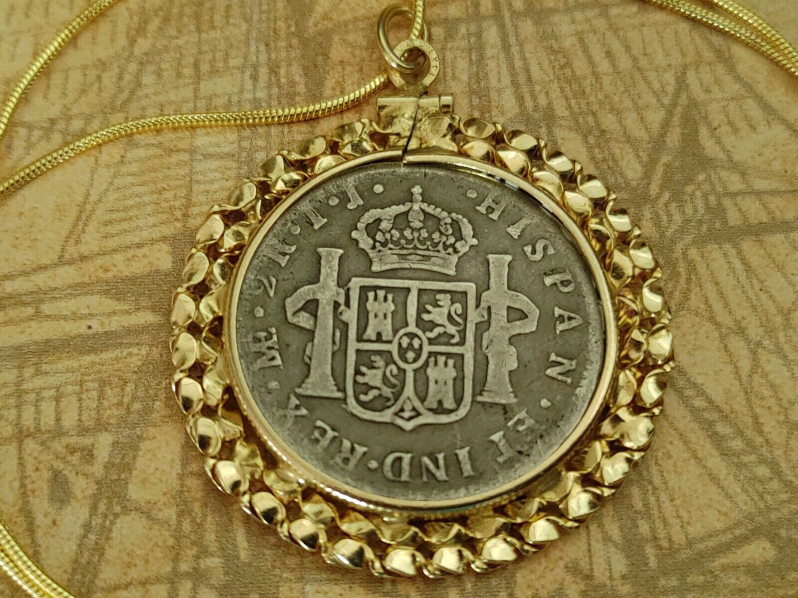Genuine 1792 Spanish Peruvian Silver Coin Pendant & Gold Filled Chain w COA &Box Everymagicalday - фотография #6