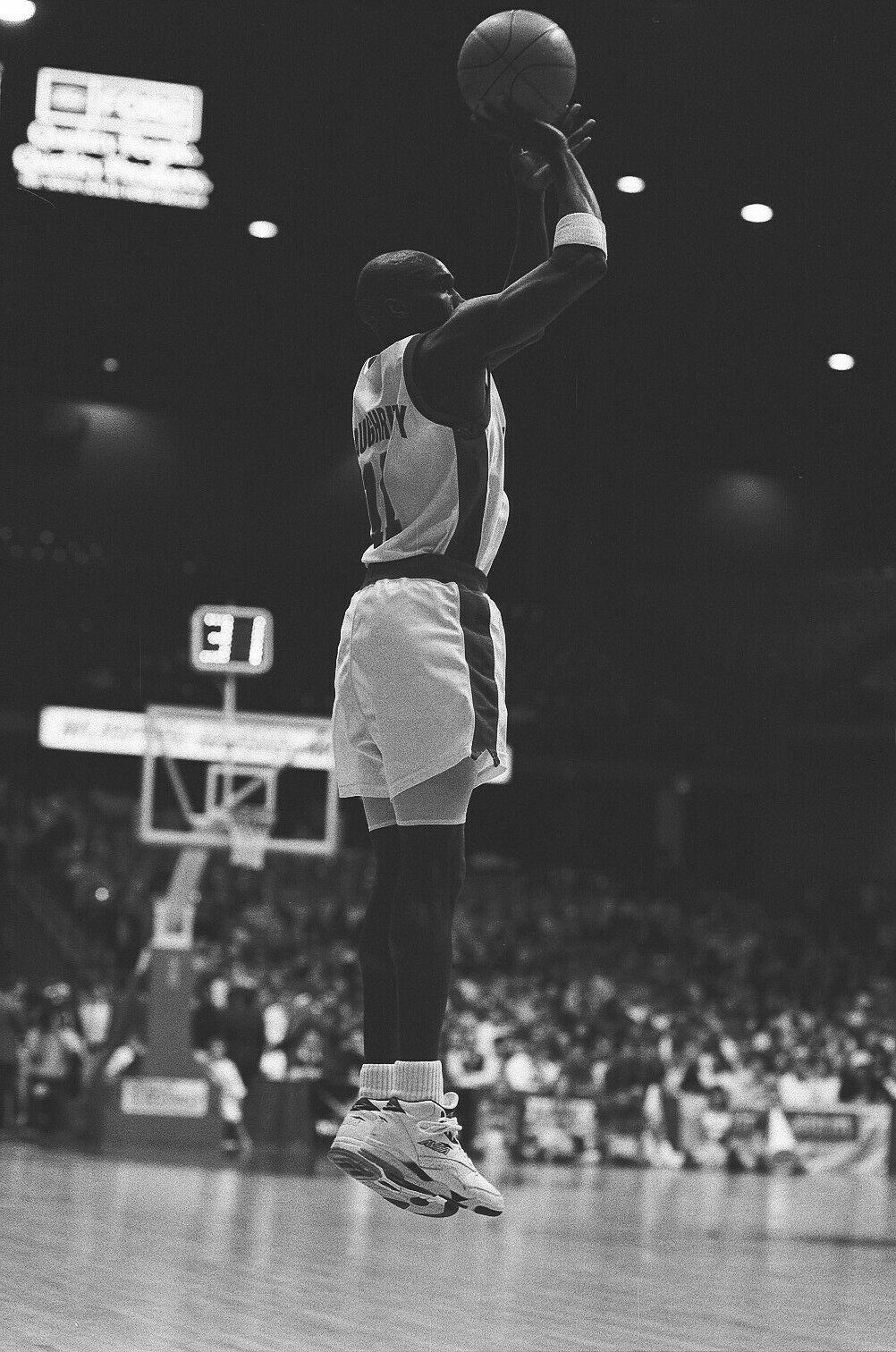 LD126-15 1992 College Basketball DePaul Marquette (140) ORIG 35mm B&W NEGATIVES Без бренда - фотография #2