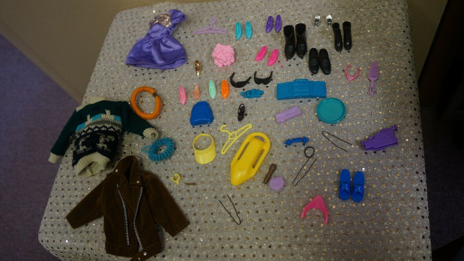 Barbie Clothes-Accessories Lot 15+ Pieces Used Lot 2 Unbranded