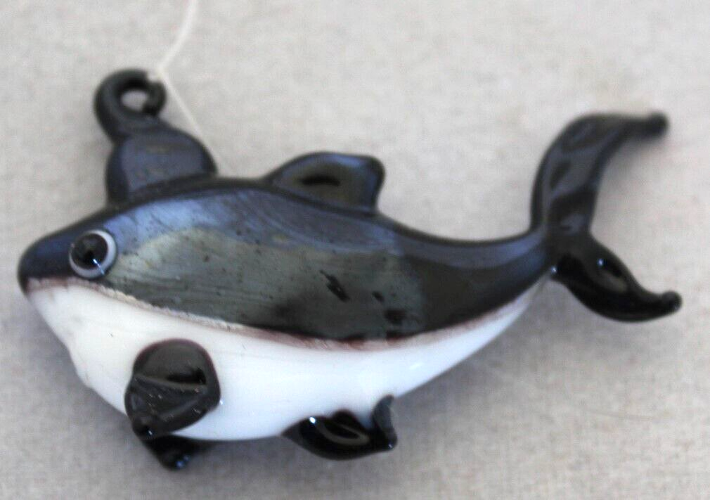 Vintage, ( 1970's) Hand Made,  Art Glass  Floating Orca Unbranded - фотография #3