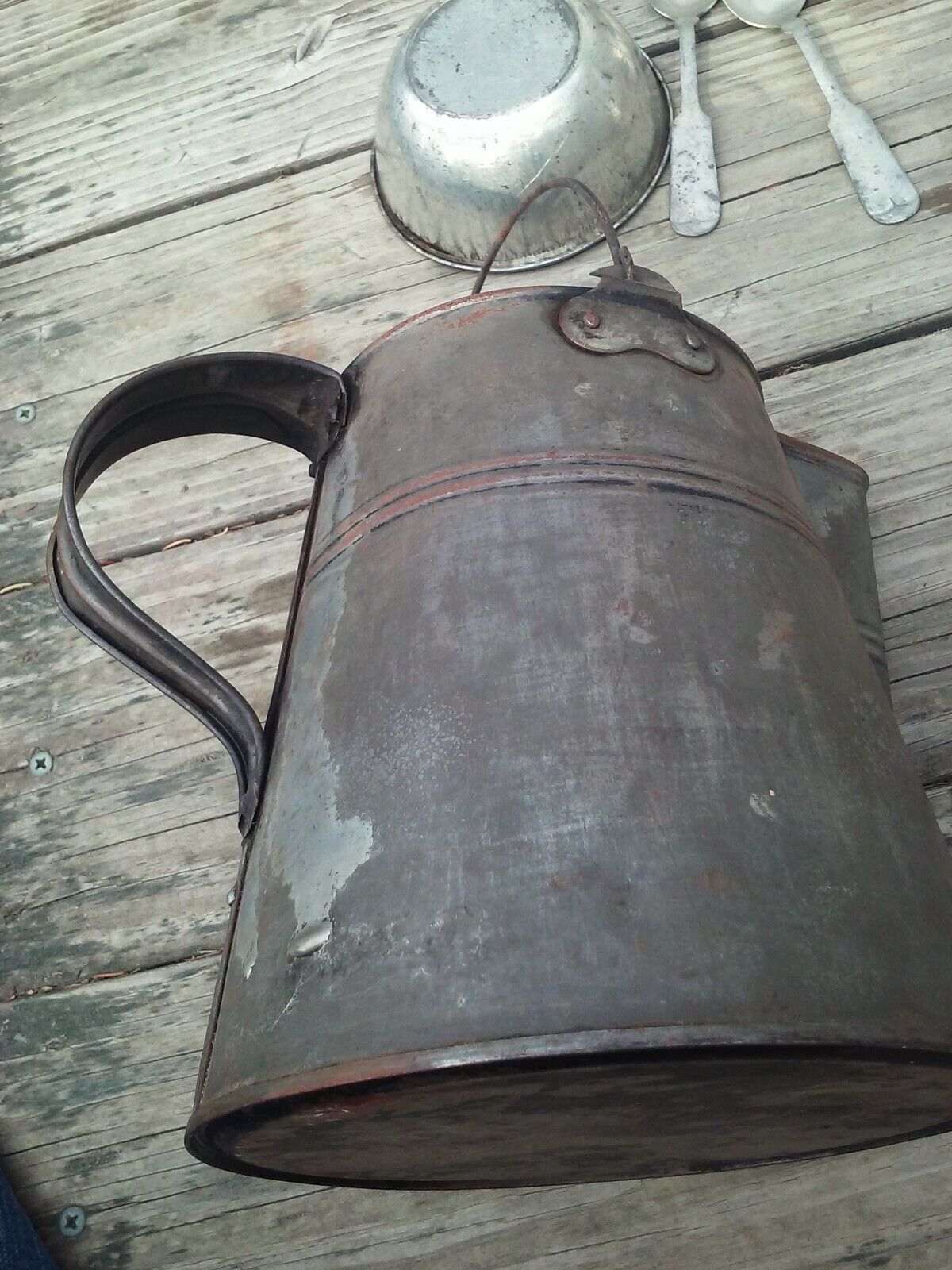Antique Metal Kettle 5 Handled Cups & 2 Spoons Antique - фотография #9