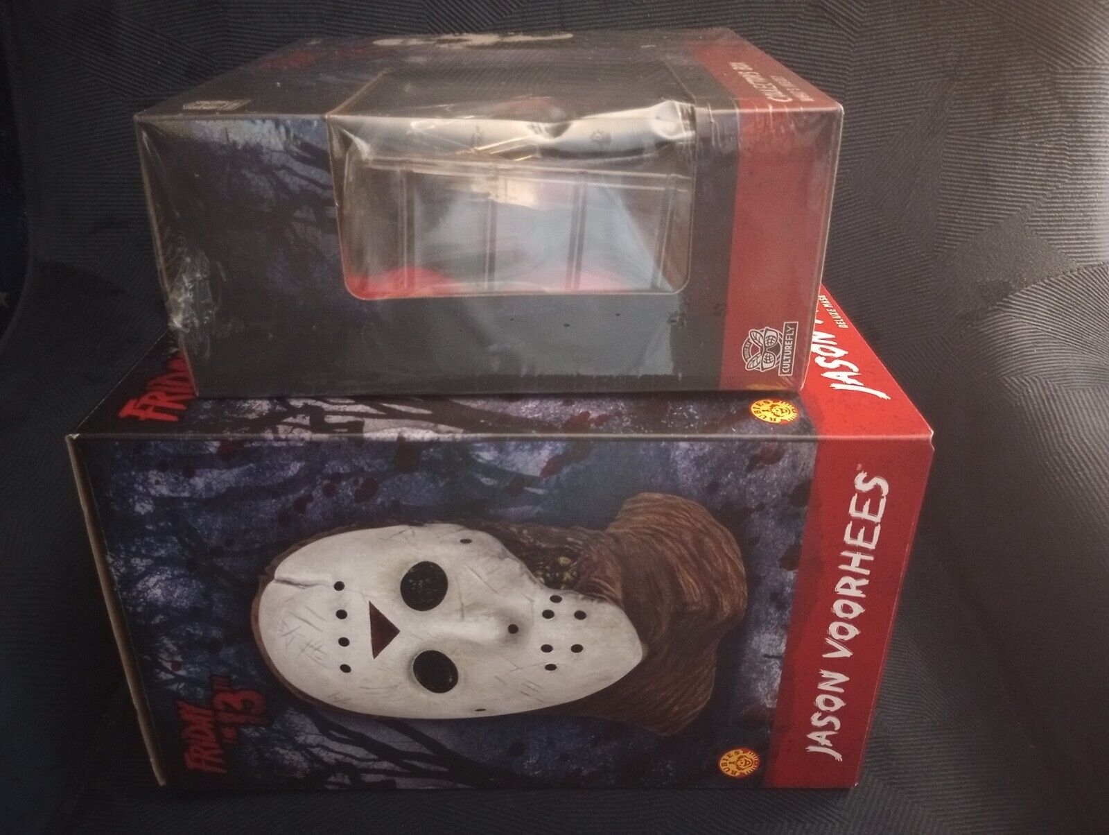 FRIDAY THE 13TH JASON VOORHEES Deluxe Mask + Collector's Box Rubie's 4181 - фотография #6