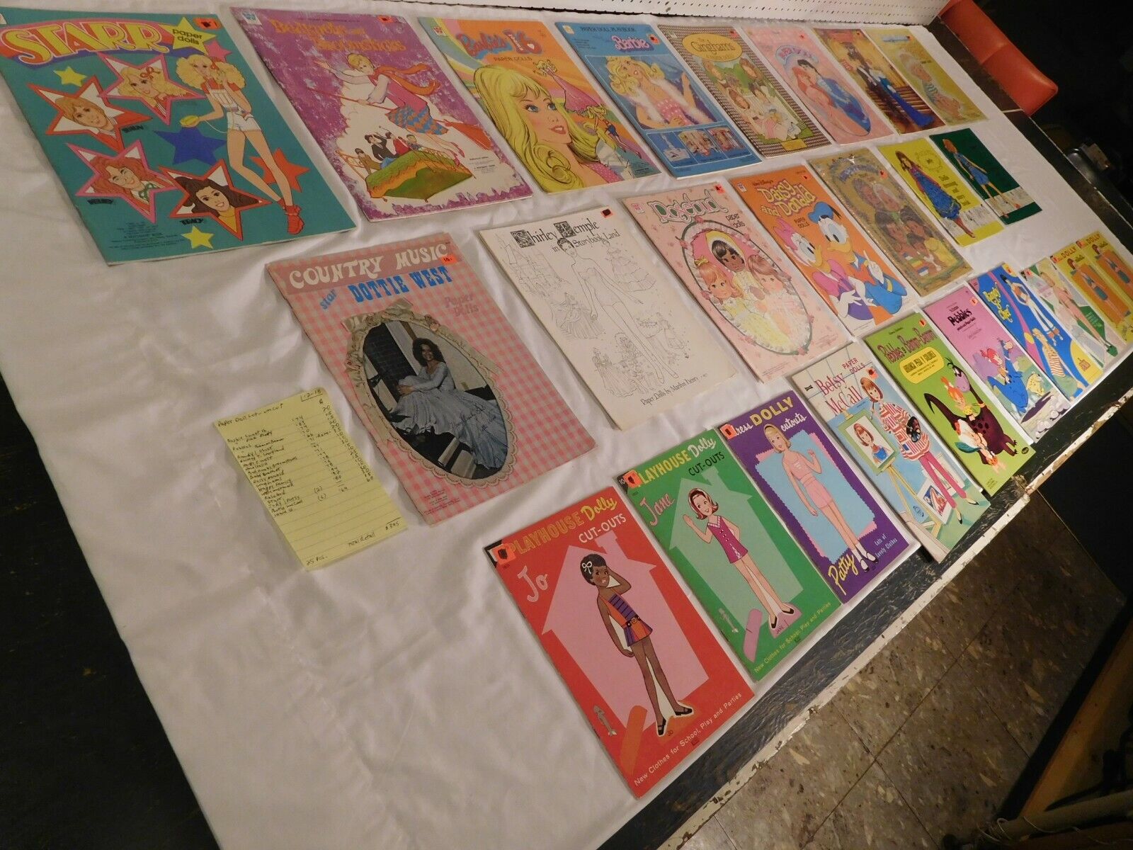 25 Vintage UNCUT Paper Doll Booklets UNUSED Barbie, Starr, Rosebud, Anastasia Без бренда