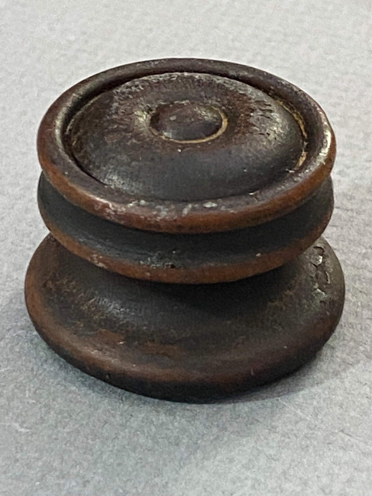 3 Matching Antique Vintage Wood Radio Knobs w/ Center Dot Design, c. 1930’s Philco RCA Crosley Zenith Silvertone Airline Atwater Kent GE ++ - фотография #6