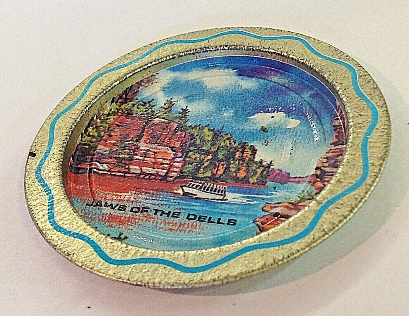 Vintage Lot of 4 Wisconsin Dells Souvenir Trinket Tin Trays Stand Chimney Rock  Без бренда - фотография #9