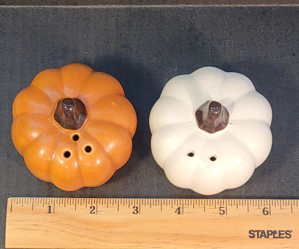 Pumpkin Salt Pepper Shakers Set New Ceramic Fall Decor Halloween Thanksgiving  Unbranded - фотография #6