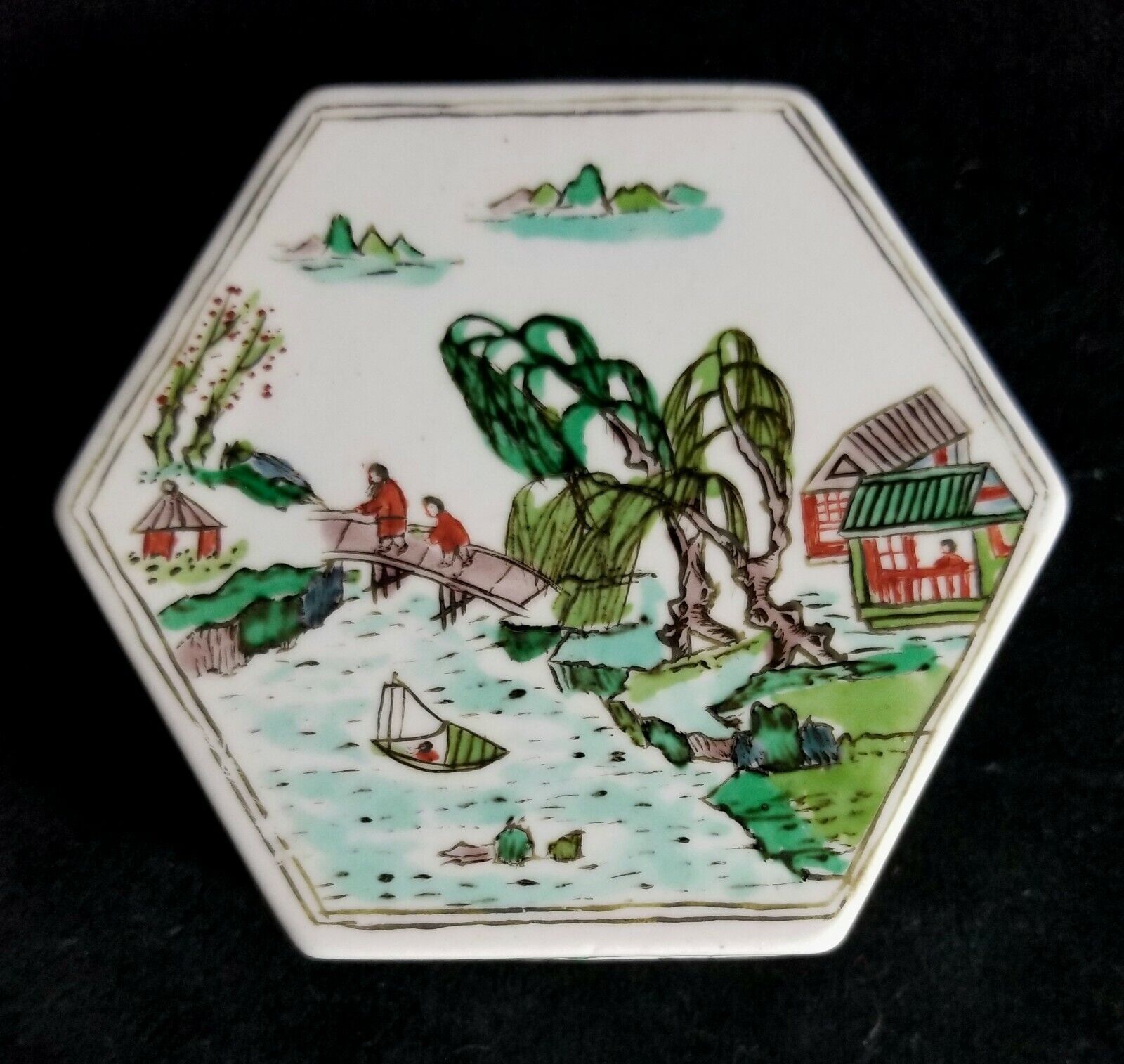 Antique Hand Painted River Scene On Hexagonal Porcelain Trinket Box China EXC Без бренда