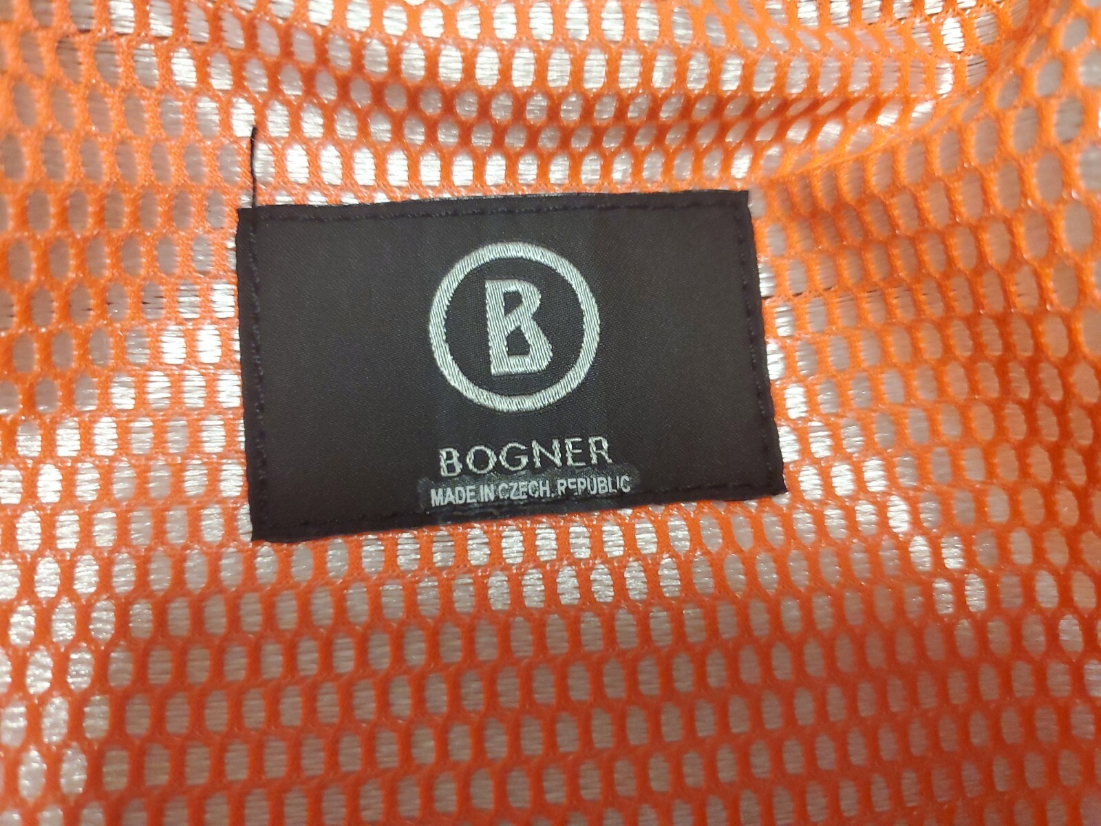 Bogner Women’s Black Down Puffer Apres Ski Stretch Jacket RARE STYLE Size 8 Bogner - фотография #10