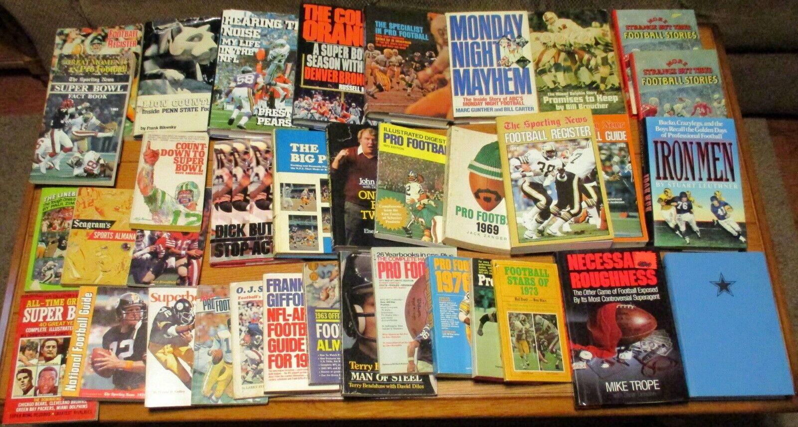  Football Books HUGE Lot (37)  Hardcover, Softcover and Paperbacks Без бренда