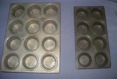 VTG Lot 4 Tin Muffin/Cup Cake Pans Bakeware 4,6,8 and 12 Muffins! Unbranded - фотография #3