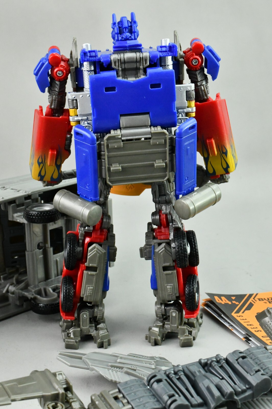 Transformers Buzzworthy Bumblebee Movie Studio Series Optimus Prime 44 Leader BB Hasbro - фотография #6