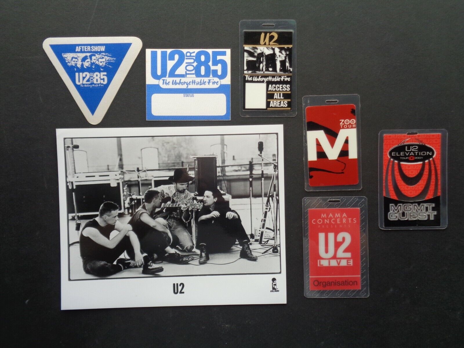 U2,B/W Promo Photo,6 Original Backstage passes,Various tours Без бренда