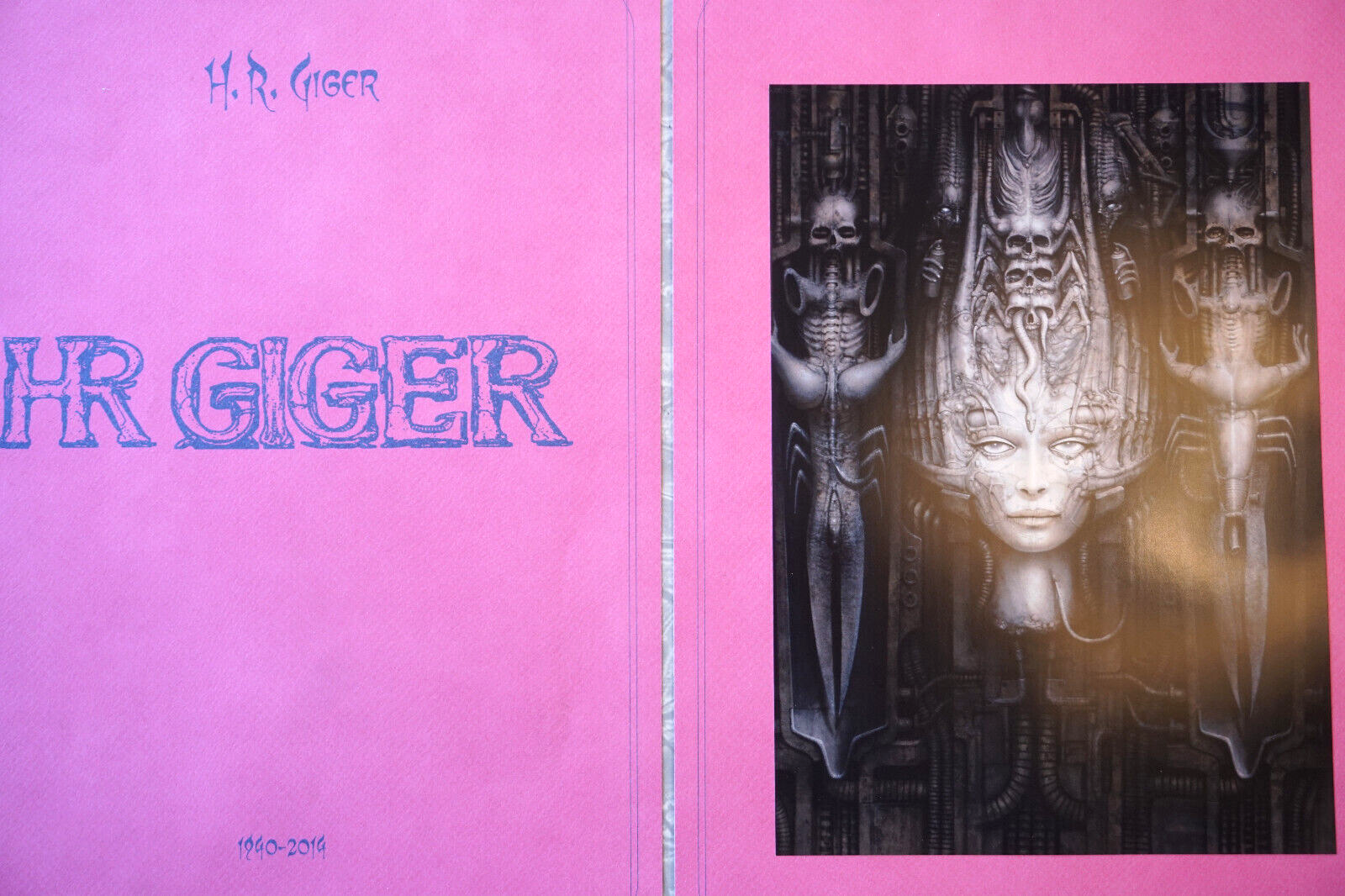 H.R. Giger Alien Vintage Art Pages Lot EXCELLENT CONDITION! FREE SHIPPING! Undisclosed - фотография #11