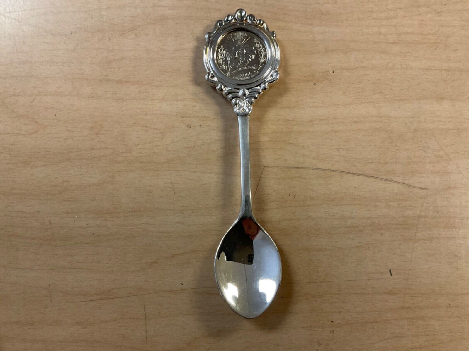 Vintage Souvenir Collector Spoon with Uncirculated Nevada State Quarter Unknown - фотография #3