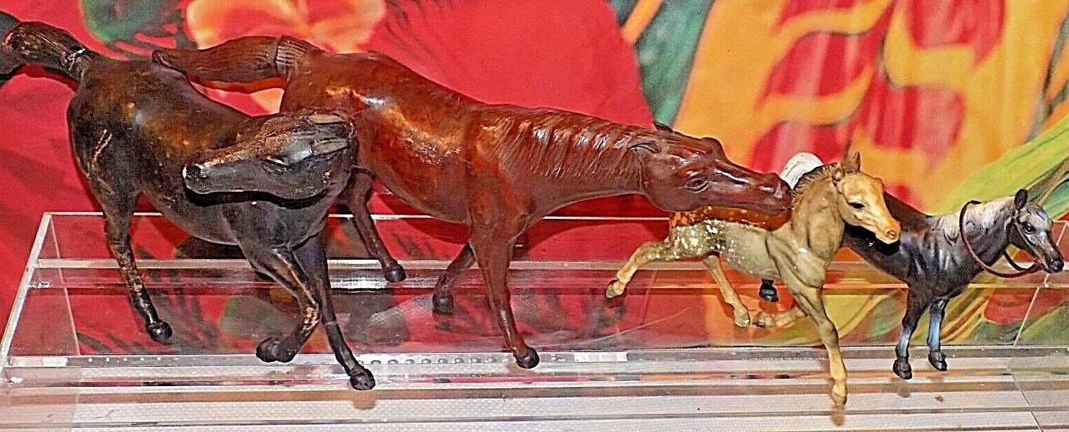 4 RARE ANTIQUE HORSE FIGURES LEATHER WRAPPED GLASS 16" (2) BREYER MOLOIN PLASTIC Без бренда