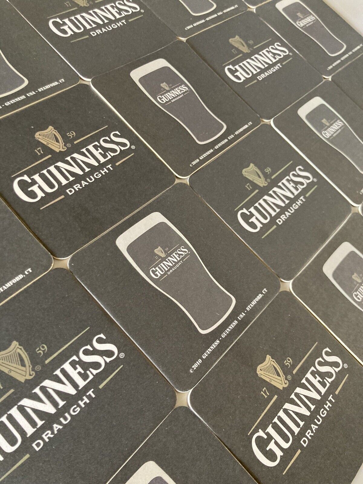 NEW 100 Guinness Stout Bar beer Coasters lot Lift Mat For Pint Glasses Or Tap Guinness - фотография #4