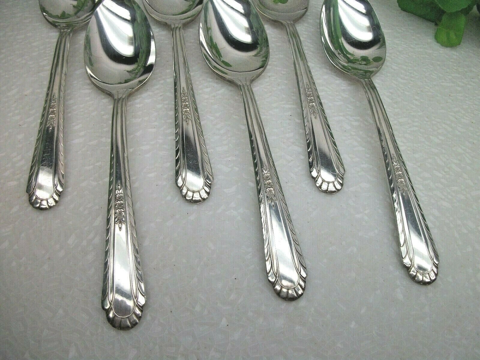 6   International Silver  H&T WENTWORTH  Silverplate Teaspoons   1938 International Silver - фотография #3