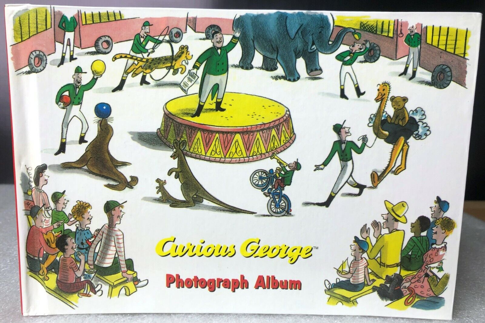 Curious George Photograph Album Baby Kids memories 3 Books & Cover - Never Used Ds Max Does Not Apply - фотография #4