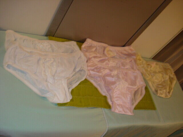 Lot of 6 Vintage Nylon Lace Multicolour Bikini Panties - Size 6-M  Unbranded