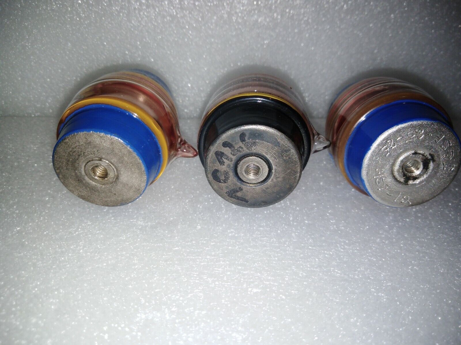 Jennings vacuum capacitors JCSF25-7,5S and one WE Jennings JCSF 25 - фотография #4