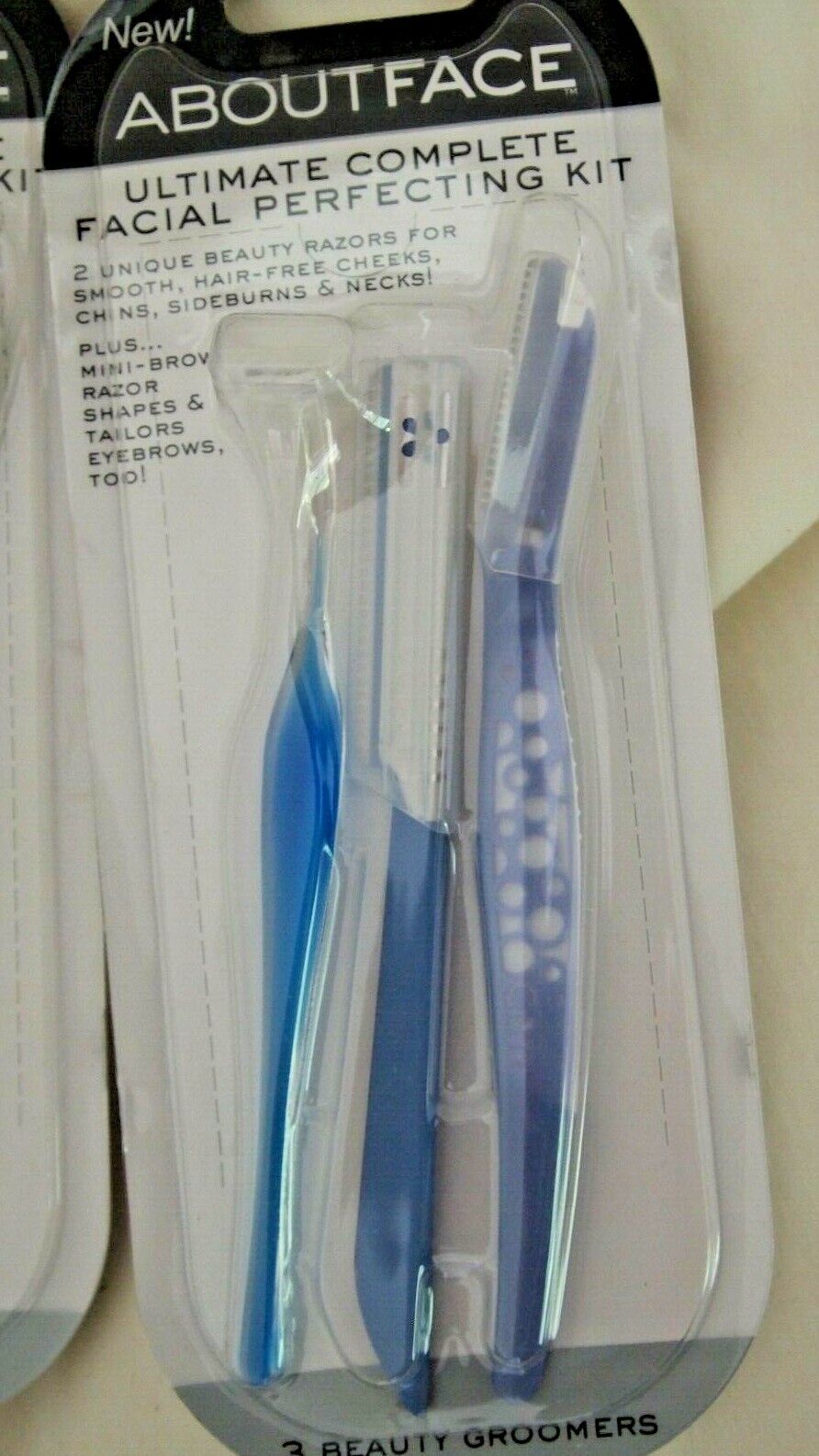 AboutFace by Kai Japan Facial Razor Kit  4 Packs of 3 Shavers  12 Total AboutFace Does Not Apply - фотография #2