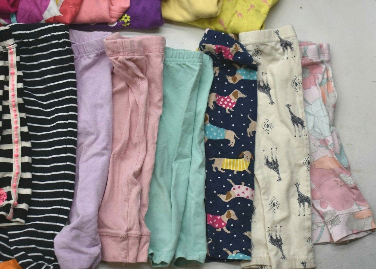 Wholesale Bulk Lot of 35 Girls Size 6-12 Mixed Season Pants Shirts Bottoms Mixed Brand - фотография #2