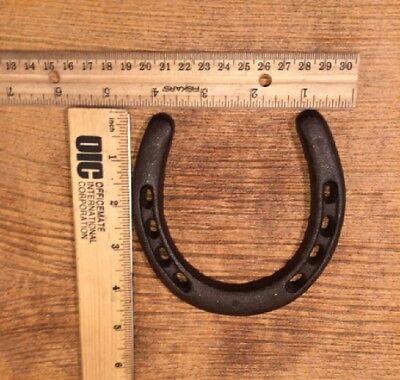 Horse Shoes Rustic Cast Iron 5" tall (Set of 2) Home Decor 0170-05208 Без бренда 0170-05208 - фотография #10