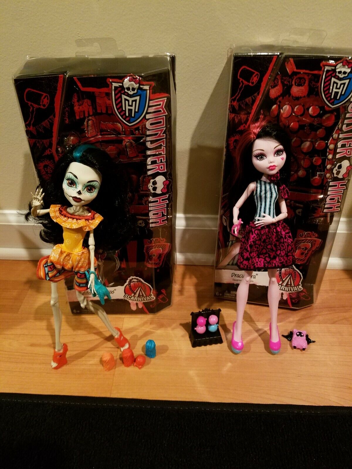 Monster High dolls Scarnival Skelita and Draculaura Mattel