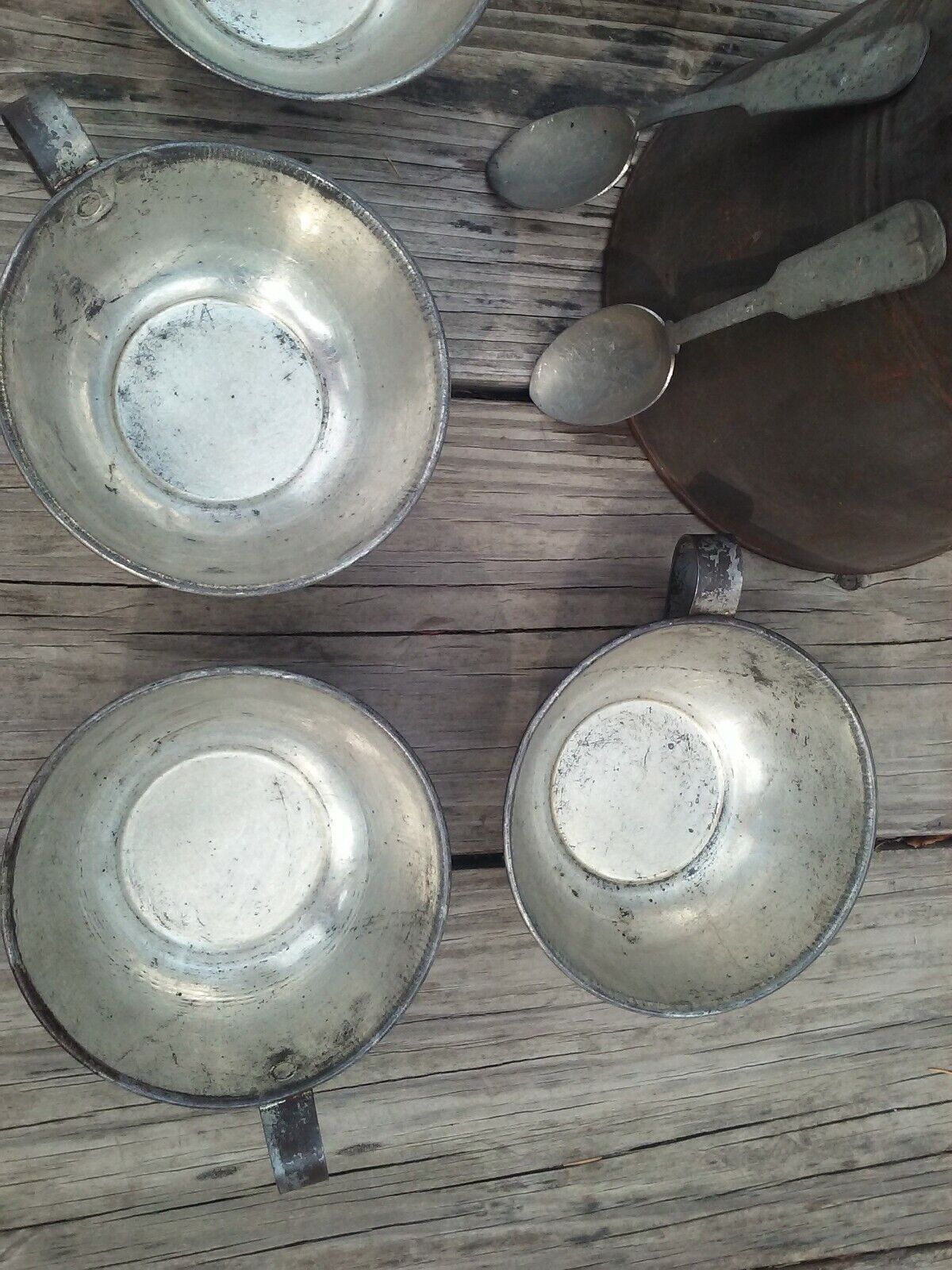 Antique Metal Kettle 5 Handled Cups & 2 Spoons Antique - фотография #4