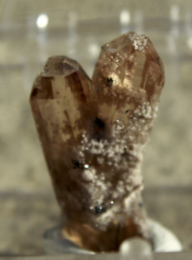 Champagne Topaz Crystals from Utah • November Birthstone Без бренда - фотография #4