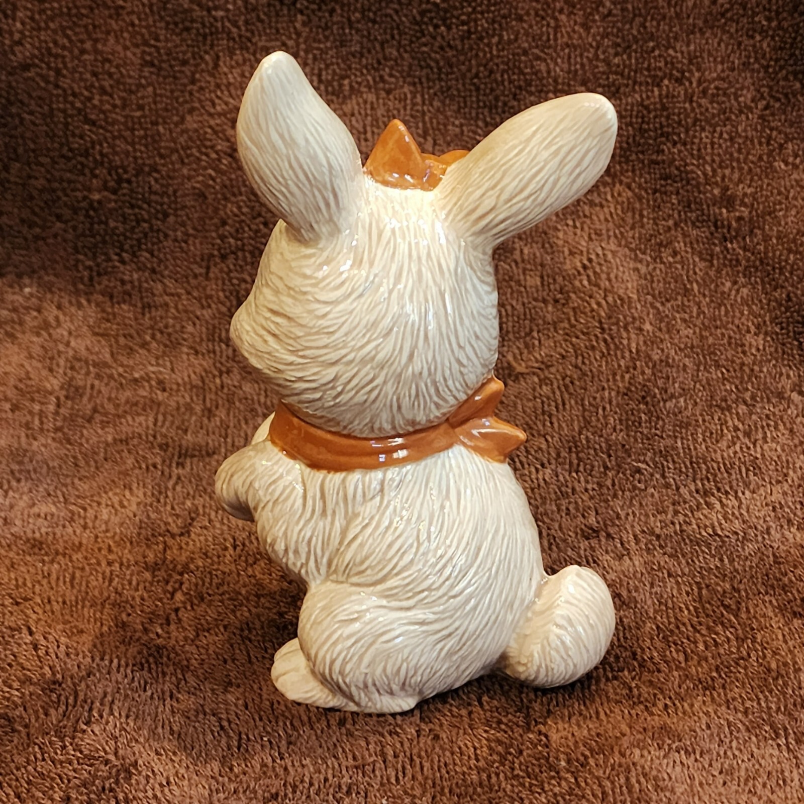 Set of 2 Vintage hand painted porcelain bunnies With Scarf and Bow on Head Unbranded - фотография #6