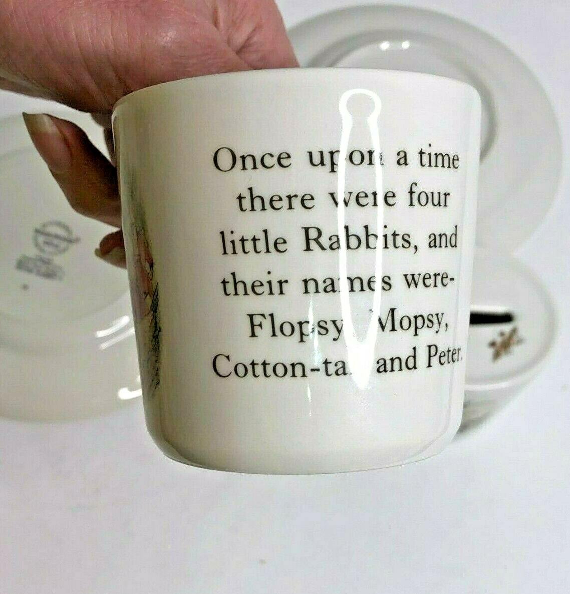LOT Peter Rabbit Wedgwood England 1991-1993 Cup, 2 Saucers & Oval Penny Bank  Wedgwood - фотография #5