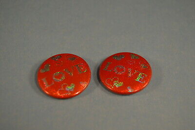 Lot of  2  BUTTONS  "LOVE" 1 1/4" pins  NEW! partner Valentine  spouse boyfriend Без бренда - фотография #3