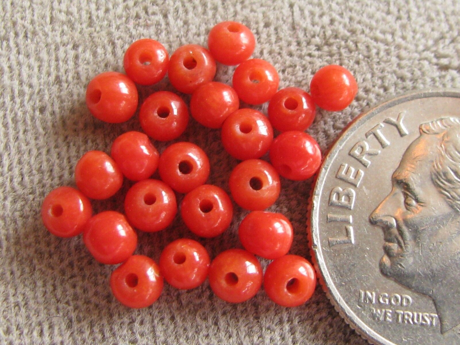 Lot of 25 Antique NaturaI Italian Coral Beads Red Orange Tiny 2.5mm Без бренда - фотография #4