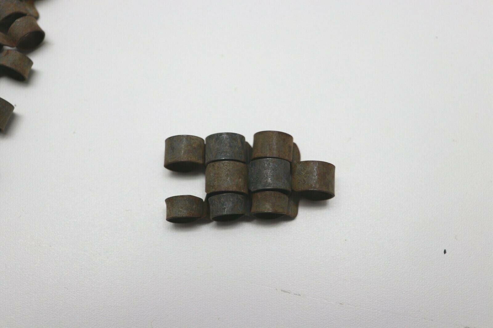 Vintage WWII US 30 06 metal links (need cleaning)for display only lot of 5 E8207 Без бренда - фотография #4
